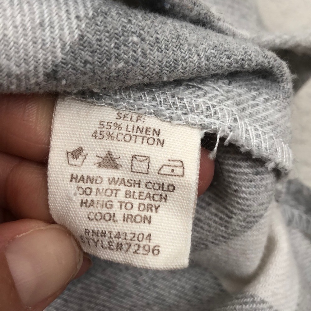 Hem & Thread Flannel size small - Picture 5 of 10